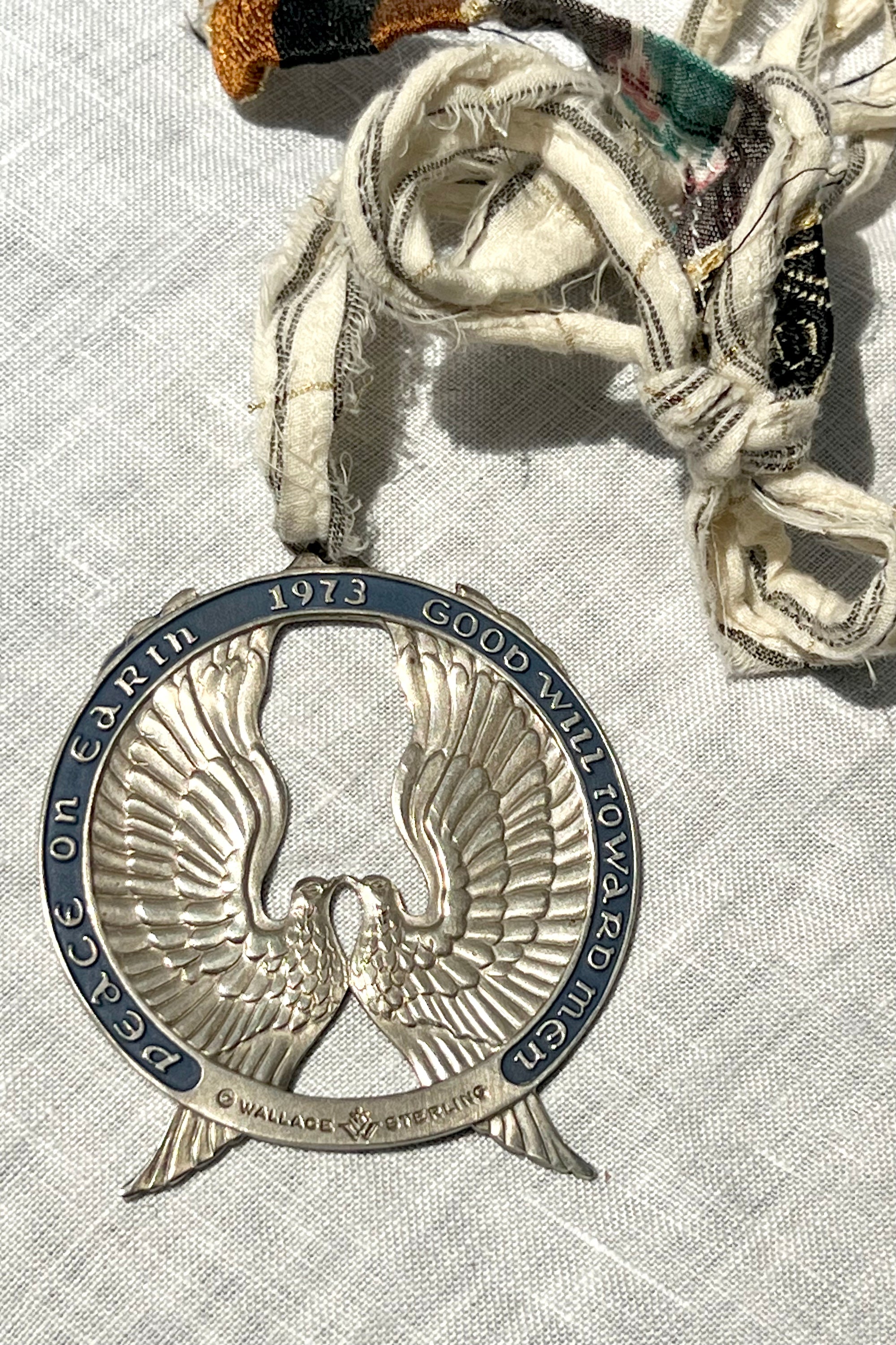 Vintage Wallace Sterling Silver Peace Doves Pendant