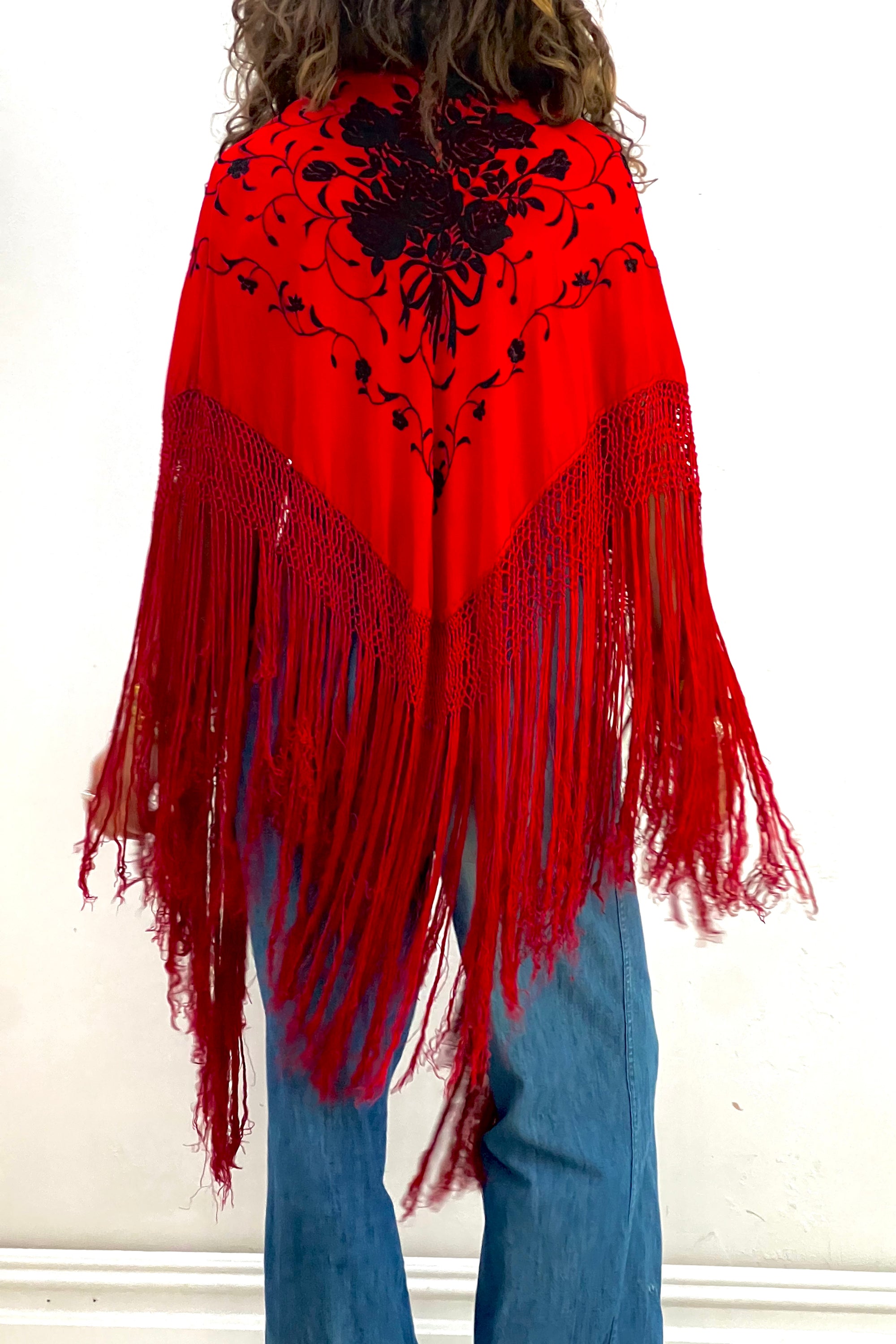 Vintage-Silk-Embroidered-Rouge-Noire-Piano-Shawl