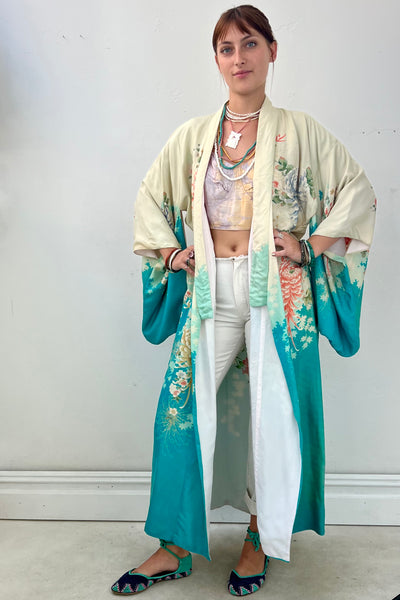 Vintage Kimono Reversible Whisteria, view 3