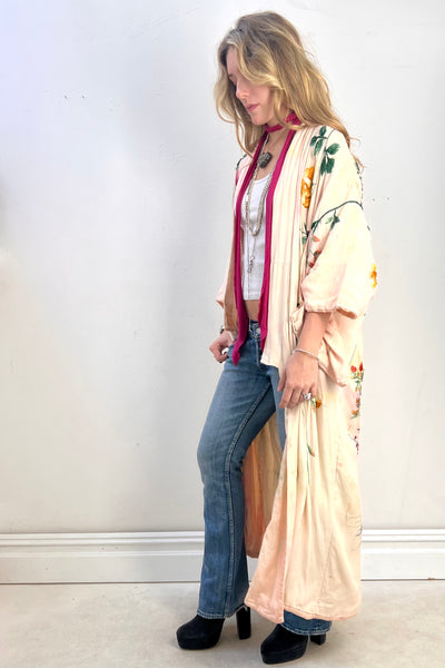 Kimono Silk 1950s Hand Embroidered Flowers Vintage
