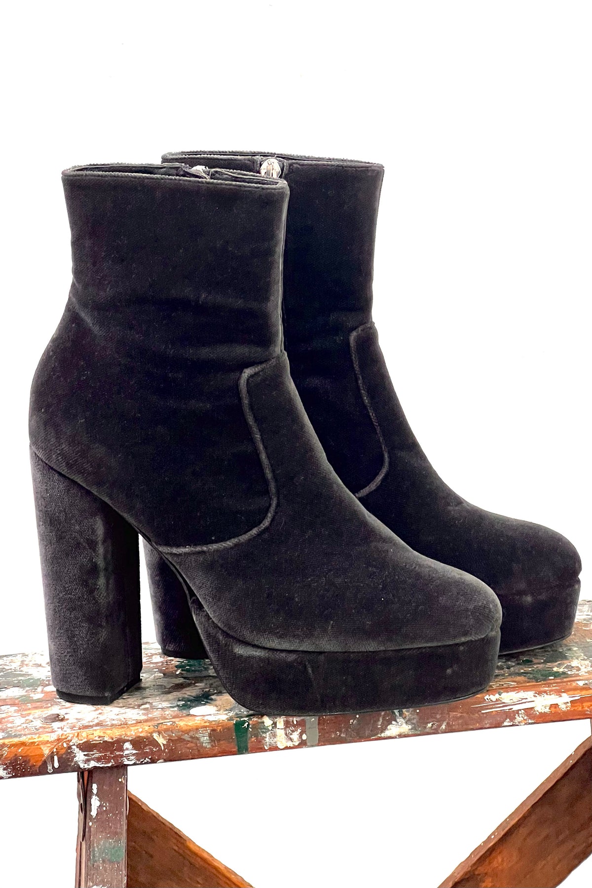 Elyse Walker Velvet Y2k Platform Booties Vintage