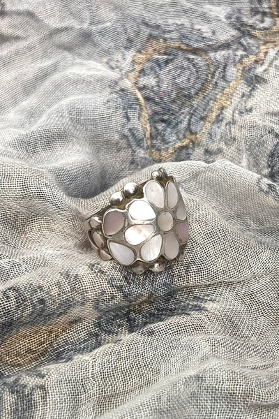 Ring Sterling 80s Silver and Mother of Pearl Vintage