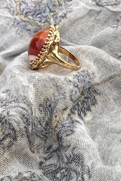 Ring 14K 60s Gold and Banded Agate Cocktail Vintage