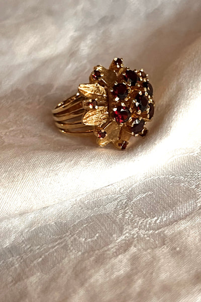 Ring 14K 50s Gold and Garnet Cluster Cocktail Vintage