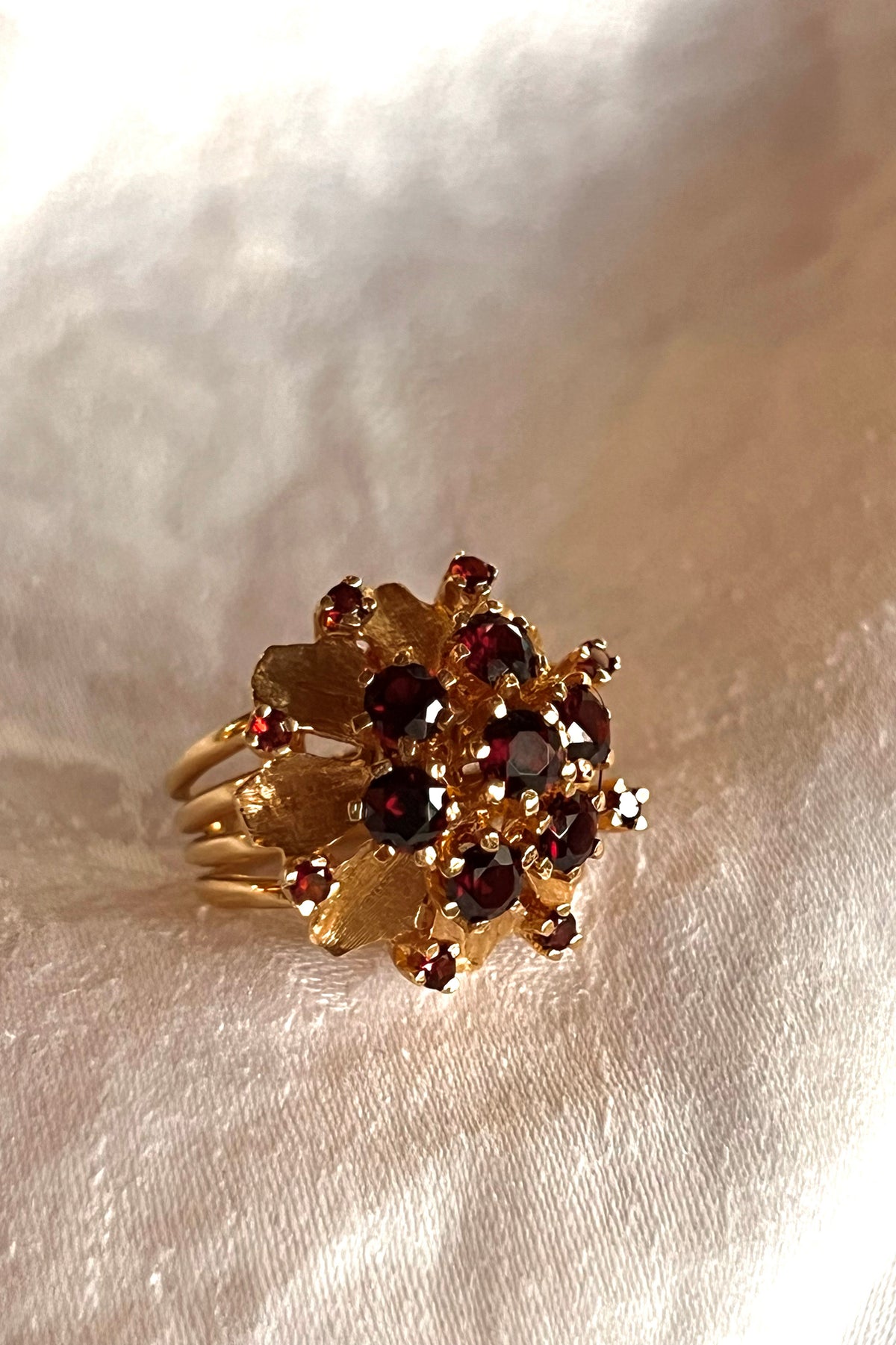 Ring 14K 50s Gold and Garnet Cluster Cocktail Vintage