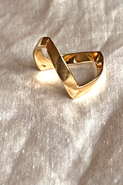 Ring 14K 80s Gold V Zig Zag Vintage