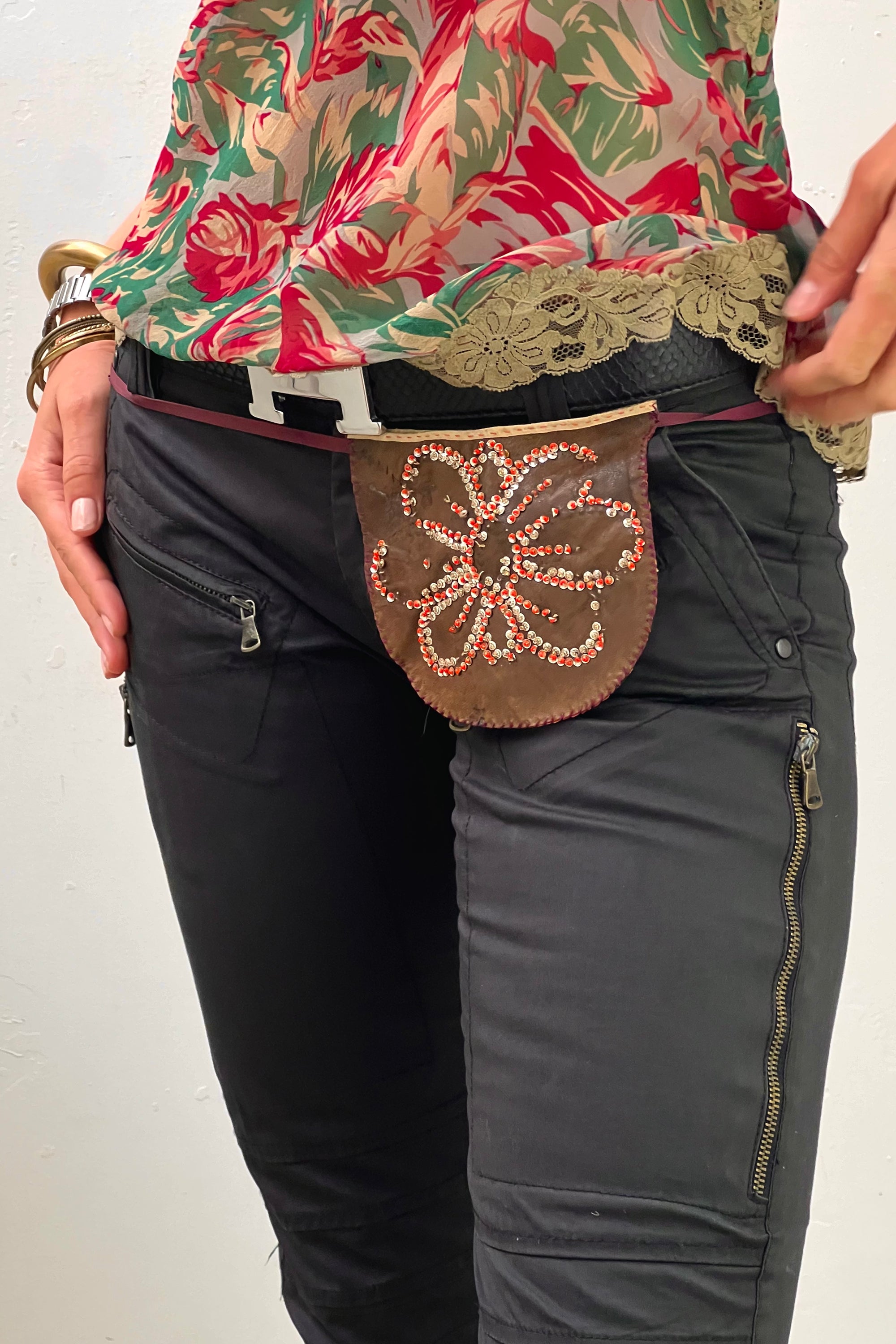 Vintage Leather Waist Pouch Belt Selected by Anna Corinna