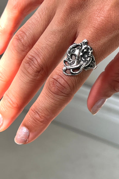 Vintage Sterling Nouveau Lady Ring, view 2