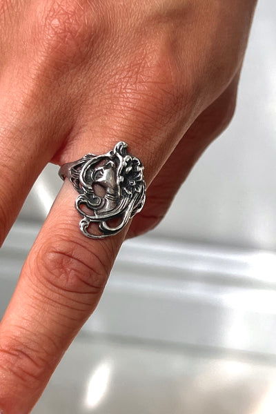 Vintage Sterling Nouveau Lady Ring