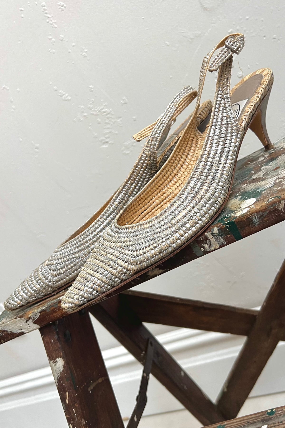 Vintage Emma Hope Silver Raffia Kitten Heels