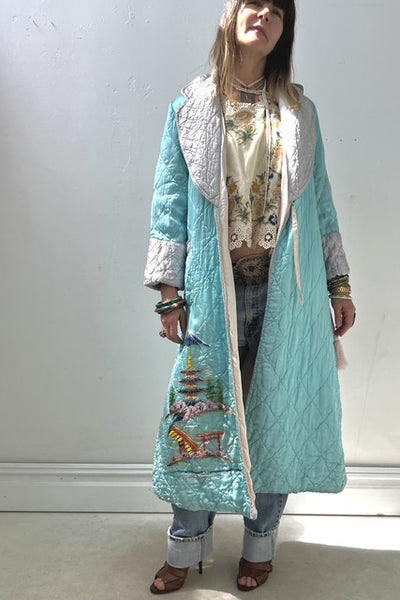Souvenir Quilted Silky 1950s Japanese Embroidered Maxi Coat Vintage