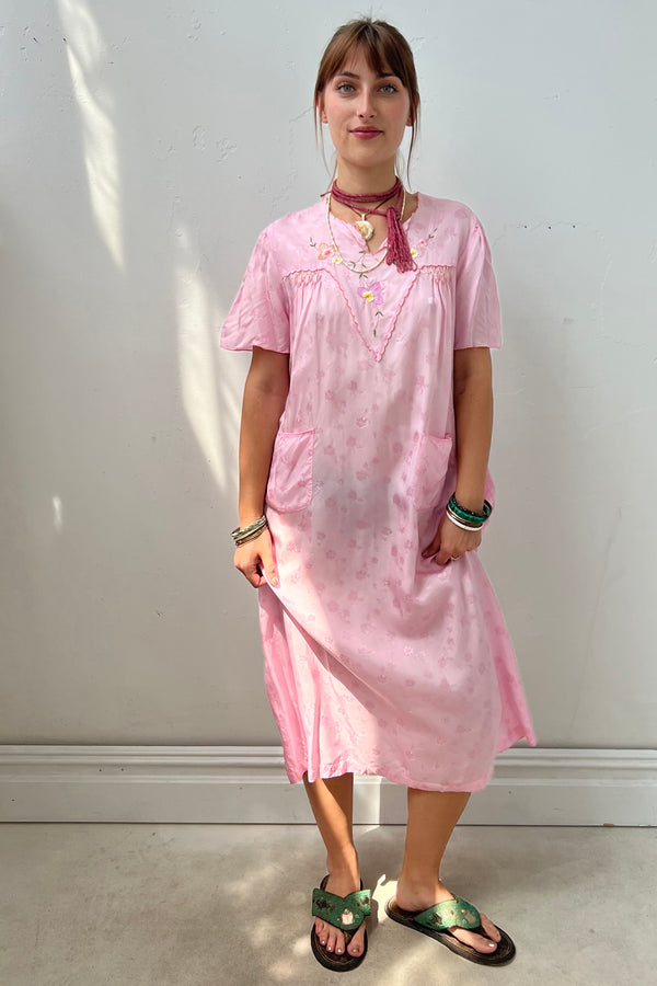 Vintage Embroidered Silky Dress, size L